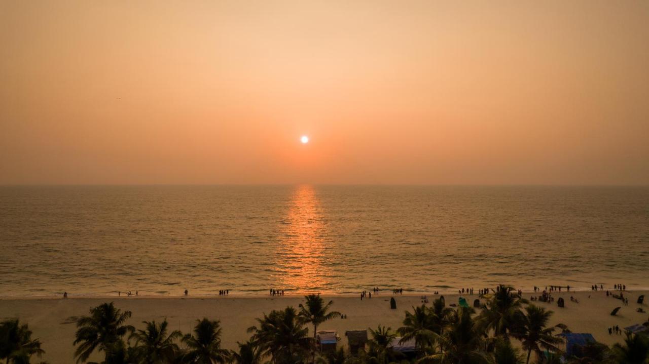 Amritara A Beach Symphony Марарикулам Екстериор снимка